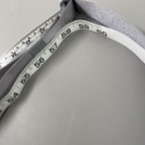 Lululemon All Night Festival Bag 5L Grey/Silver Crossbody Pockets Zippers - Picture 12 of 12